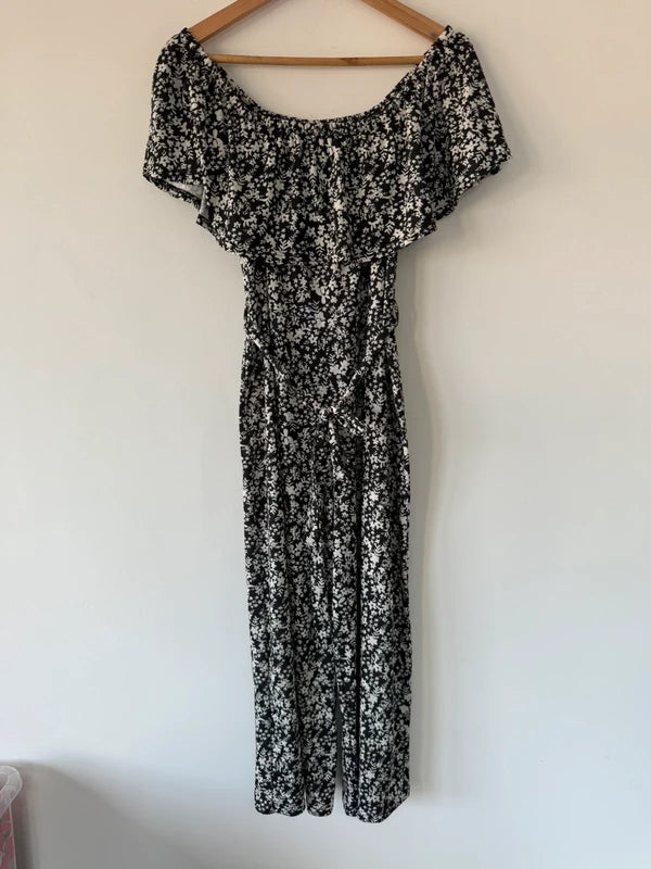 Peacocks Black and White Floral Print Jumpsuit, photo 5 of 5