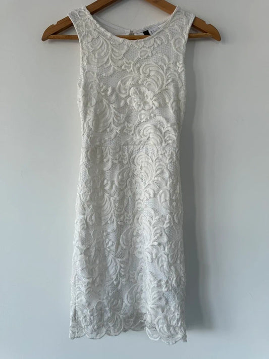 H&M White Lace Dress, photo 2 of 5
