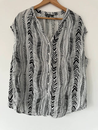 Bonmarche Black and White Patterned Vest Top, preloved