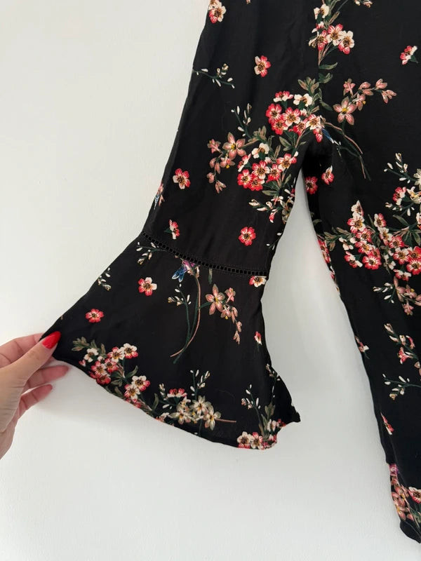 Phase Eight Black Floral Blouse, photo 4 of 4
