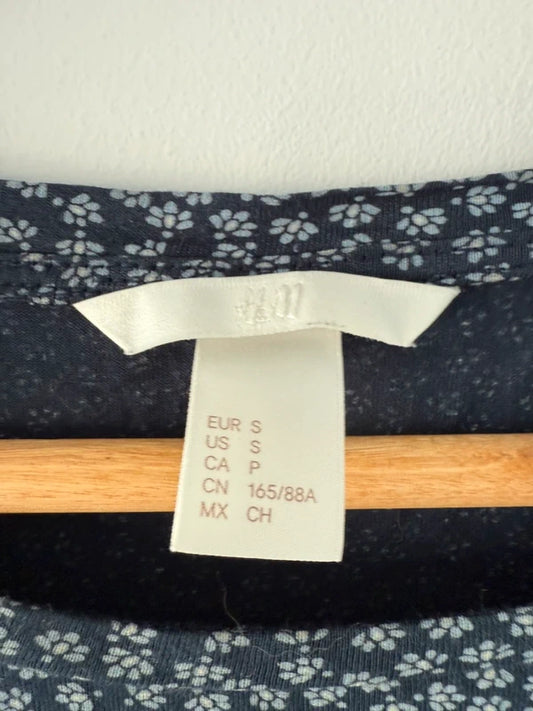 H&M Navy Floral T Shirt, photo 2 of 2