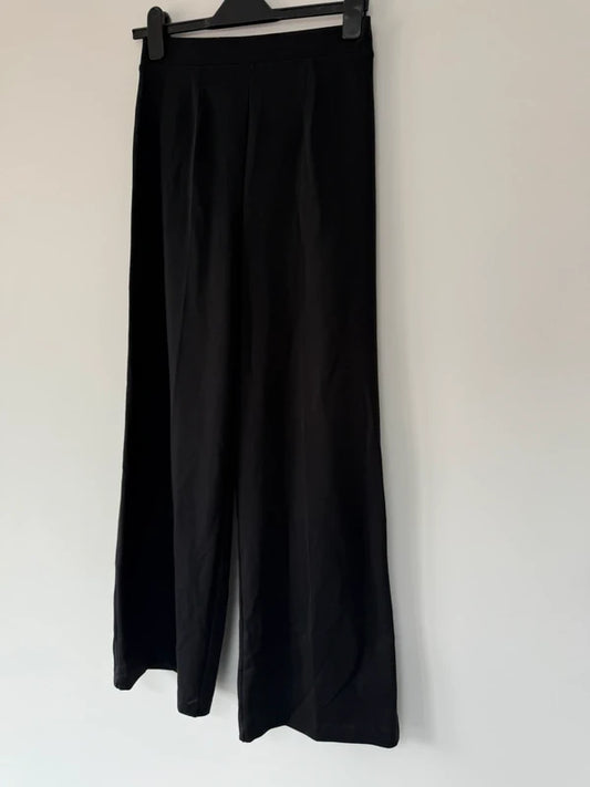 New Look Black Wide Legged Trousers, photo 2 of 3