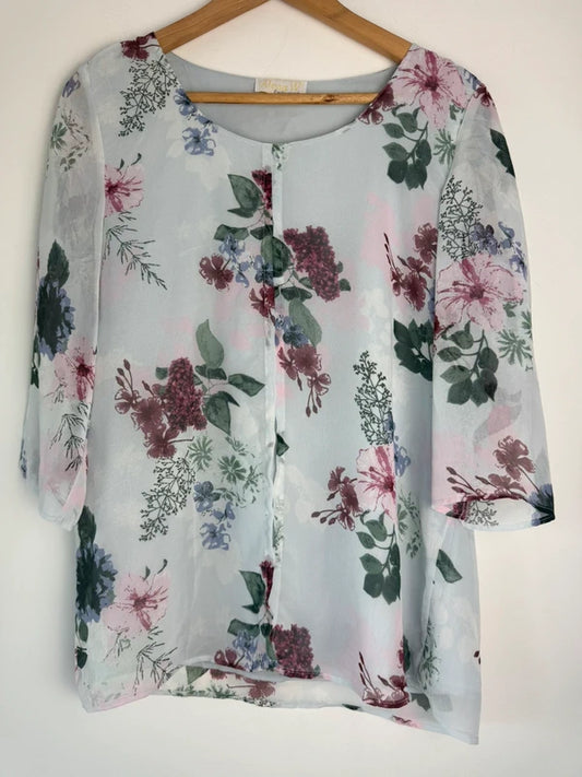 Vintage Alessa W collection grey floral blouse, photo 2 of 4