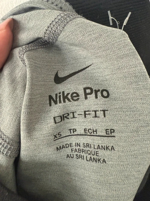 Nike pro grey shorts, photo 3 of 3