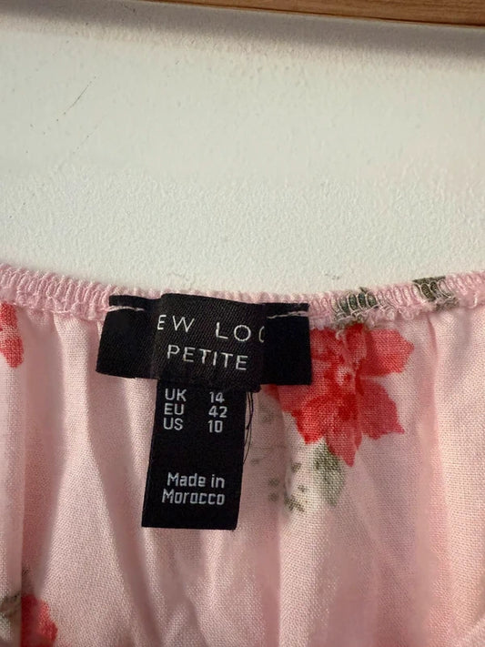 New Look Pink Peplum Floral Top Size 14 Petite, photo 2 of 3