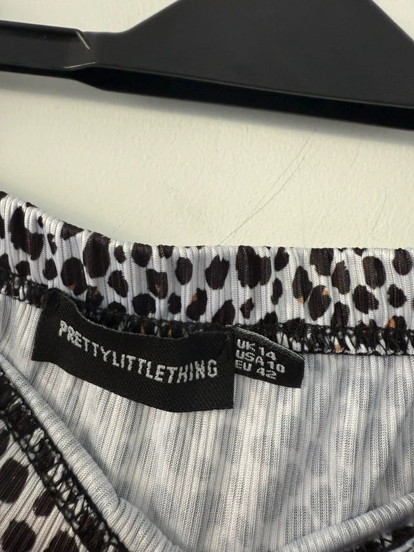 Pretty Little Thing Leopard Skirt, photo 3 of 3