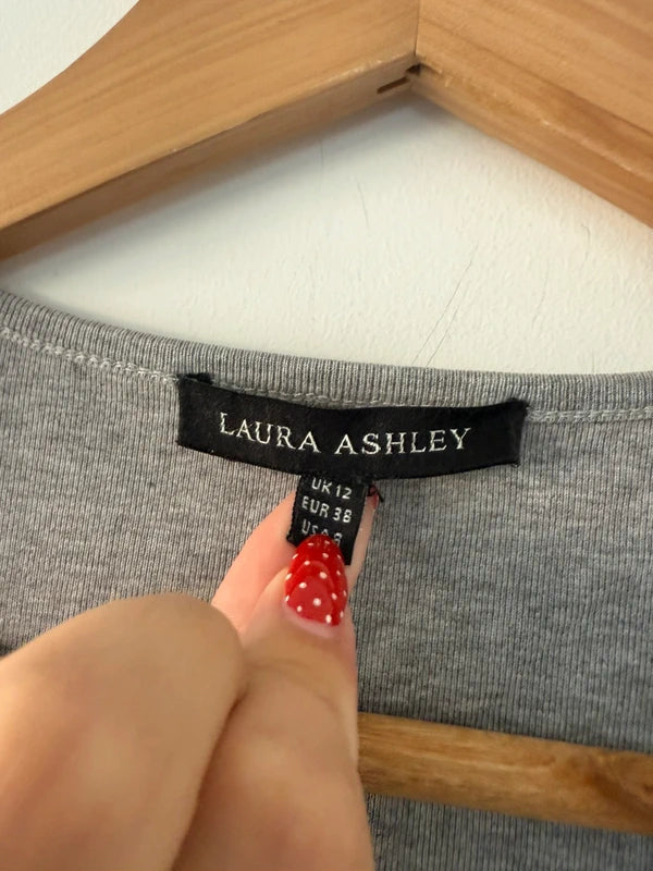 Laura Ashley Grey Cotton Y2K T-Shirt – UK 12, photo 4 of 5