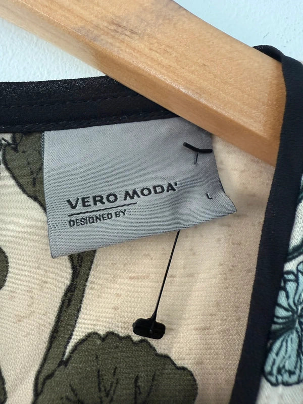 Vero Moda Colourful Blouse Vest Top, photo 3 of 5
