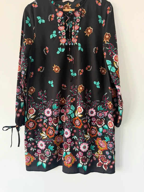 TU Black Floral Design Dress, photo 3 of 5