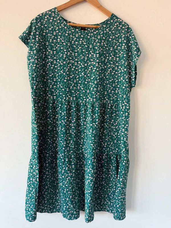 Emery Rose Green Floral Dress, photo 3 of 3