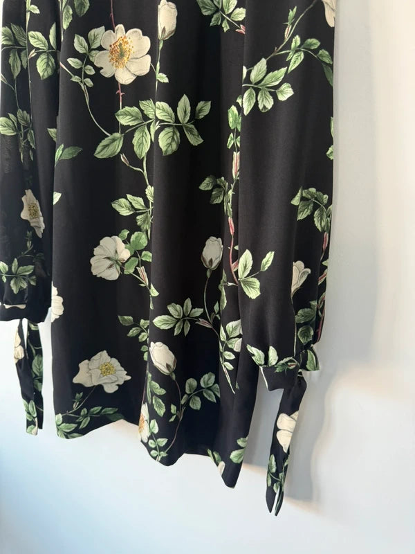 H&M Black Floral Dress, photo 3 of 5