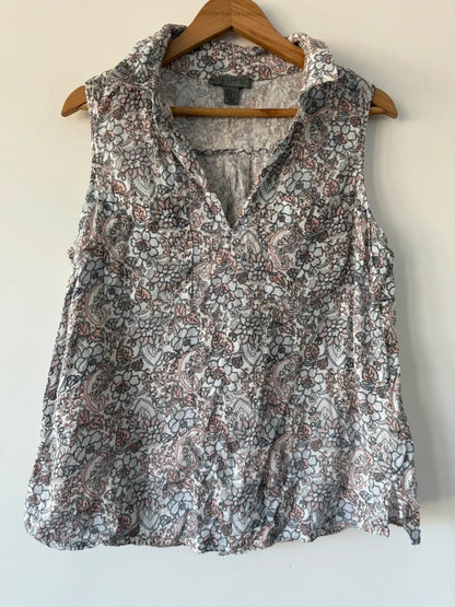 Rose and Rhyme Floral Patterned Linen Shirt Top, preloved