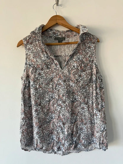 Rose and Rhyme Floral Patterned Linen Shirt Top, photo 4 of 5