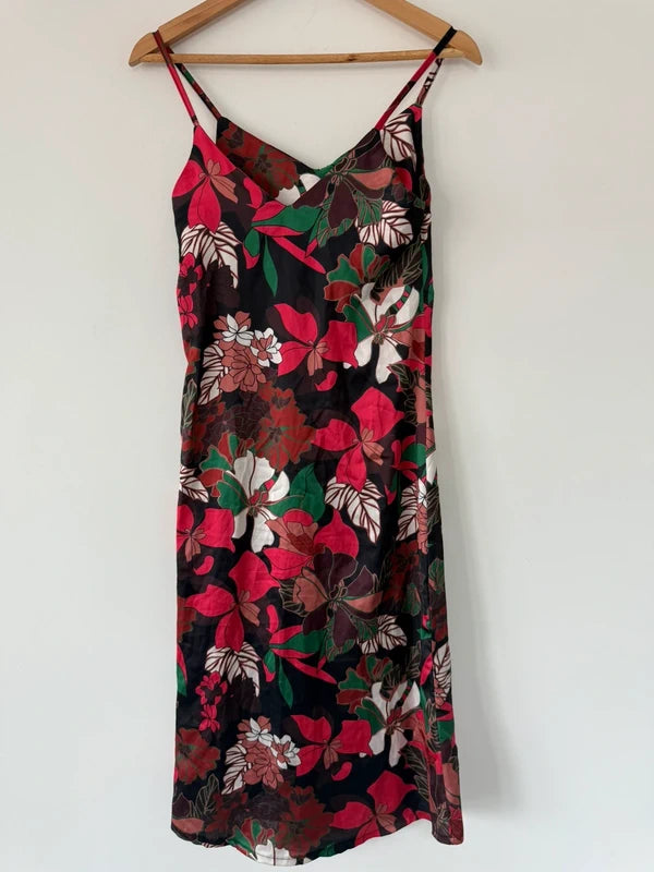 Boohoo Floral Patterned Dress, photo 4 of 5