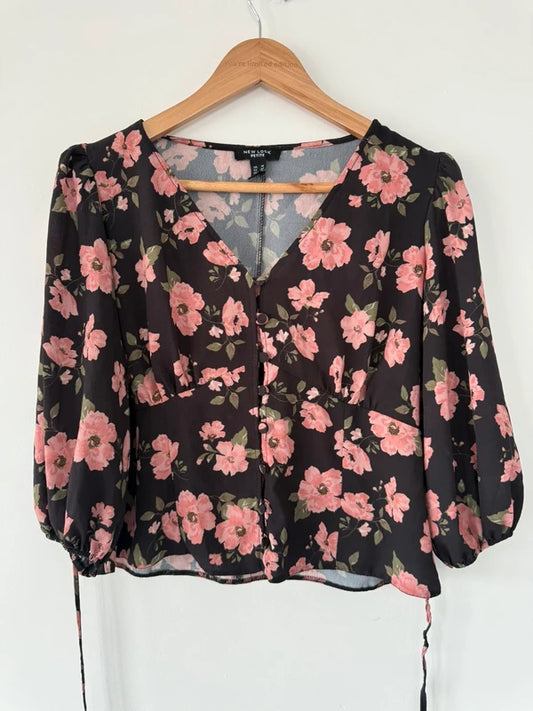 New Look Petite Floral Top, photo 2 of 5