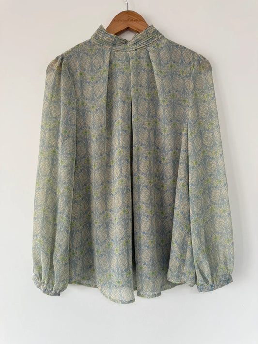 Tu Green Blue Floral Blouse Long Sleeve, preloved