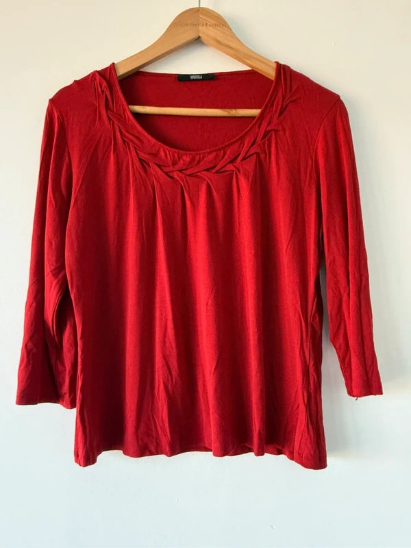 Marks and Spencer’s Vintage Label Red, preloved