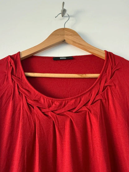 Marks and Spencer’s Vintage Label Red, photo 3 of 4