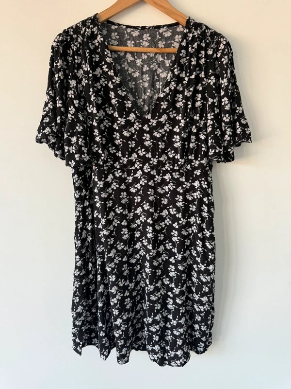 Matalan Black Floral Dress, photo 2 of 5