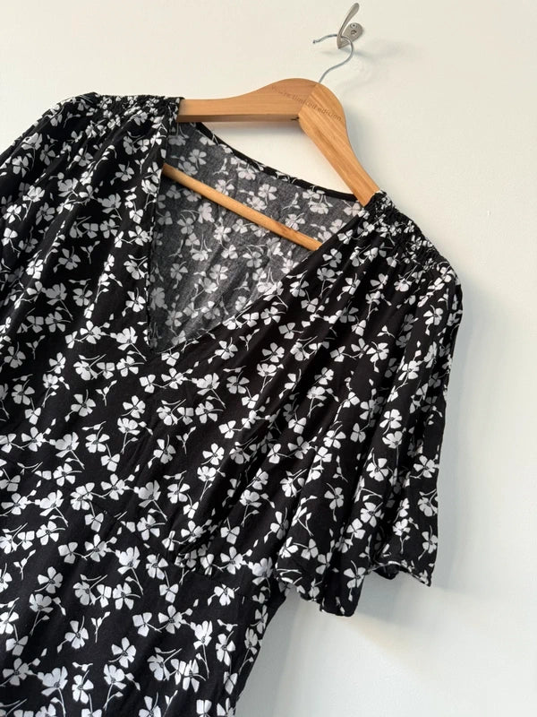 Matalan Black Floral Dress, photo 3 of 5