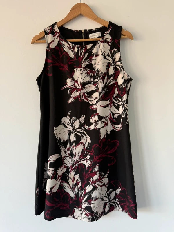 Apricot Floral Patterned Dress, photo 3 of 5
