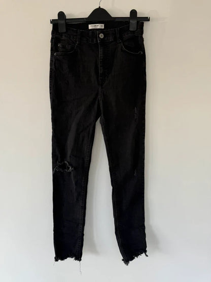 Pull and Bear Ripped Black Jeans Size EUR 38, photo 2 of 4