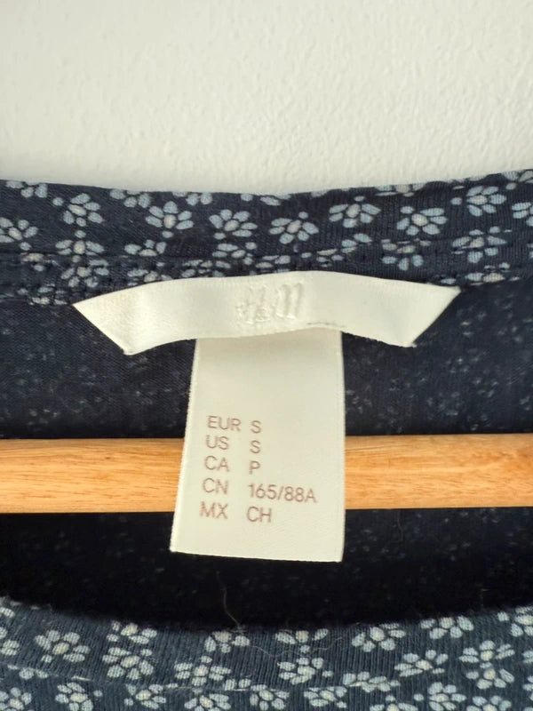 H&M Navy Floral T Shirt, photo 2 of 2