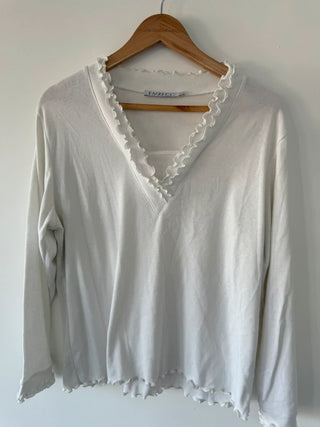 Emerco Vintage Style White Frilly Top, preloved