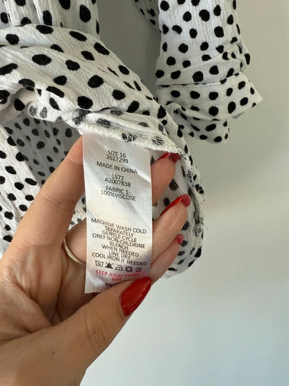 Market and Spruce Whit and Black Spotted Shirt, photo 4 of 4