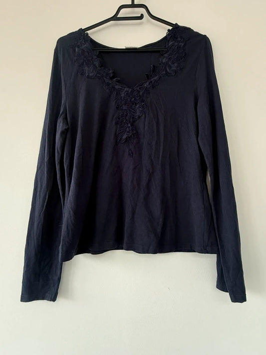 Navy Blue Floral Detail Top, preloved