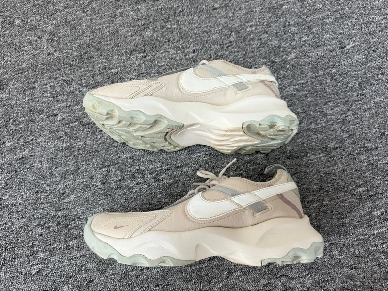Nike Women’s TC 7900 Trainers, photo 3 of 5