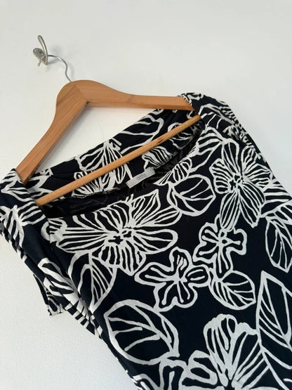 M&S Floral Dress, photo 5 of 5