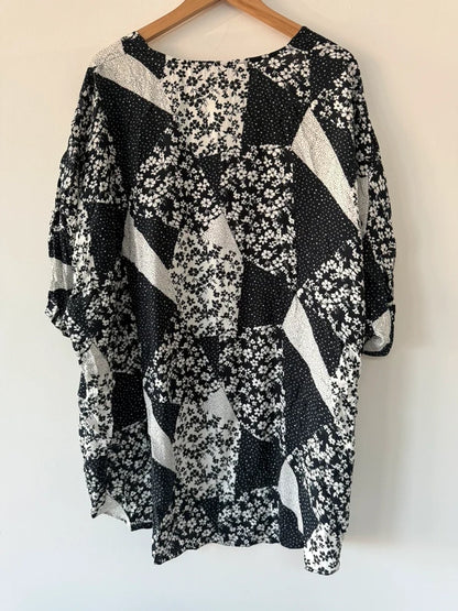 George Patterned Kimono, photo 4 of 4