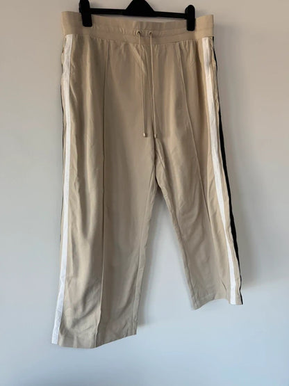 M&S Beige and Black Wide Legged Trousers Size 20 Short, photo 2 of 4