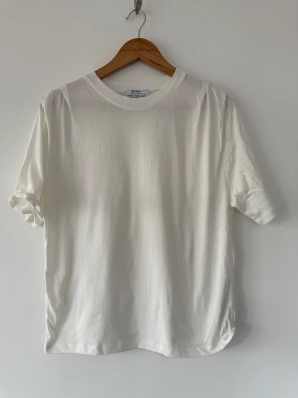 Bershka White T Shirt, photo 2 of 3