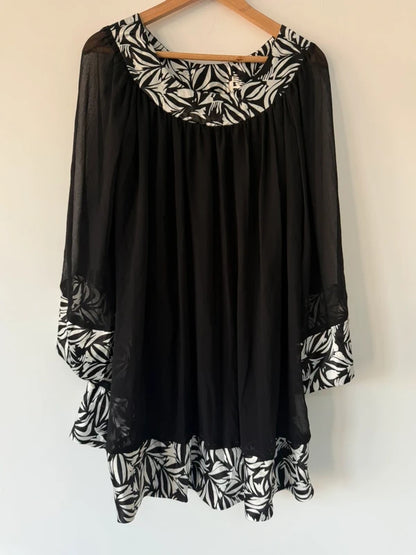 Vintage apricot black and white dress, preloved