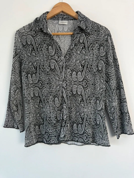 Next vintage shirt abstract patterned black and white, photo 2 of 5