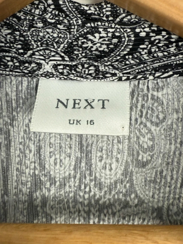 Next vintage shirt abstract patterned black and white, photo 4 of 5