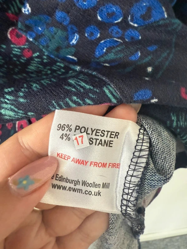 Isle patterned blue pink floral jumper top, photo 4 of 4