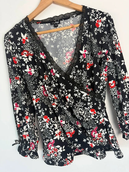 Pour moi black floral print Y2K top, photo 2 of 4