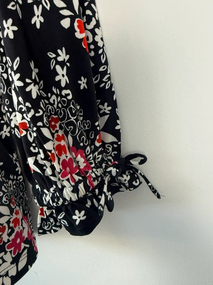 Pour moi black floral print Y2K top, photo 4 of 4