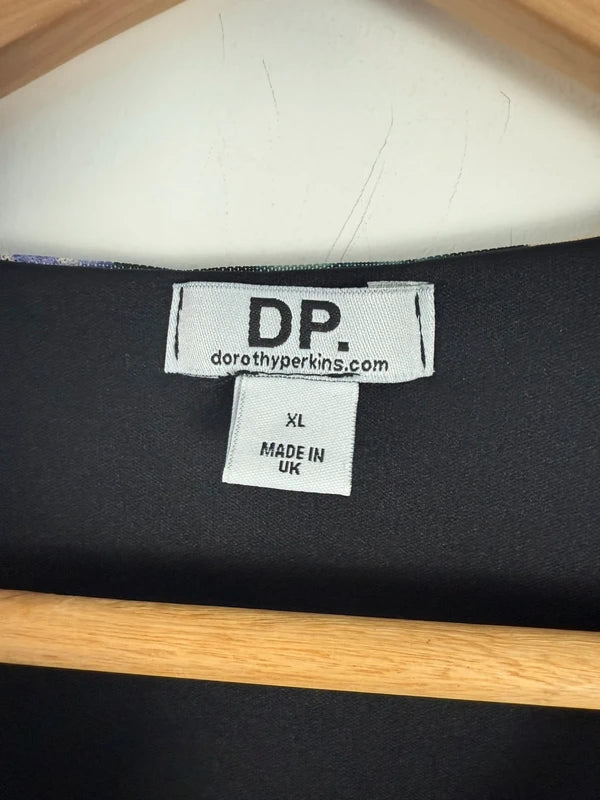 Dorothy Perkins floral mesh top, photo 3 of 3