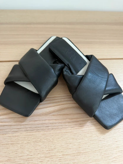 Zara black sandals, photo 3 of 5