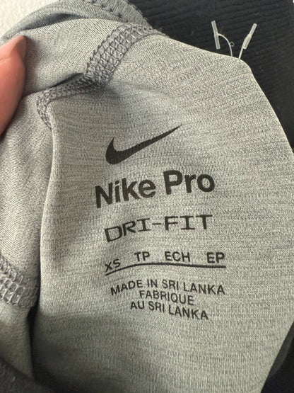 Nike pro grey shorts, photo 3 of 3