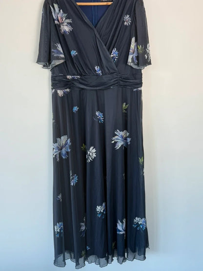 Shein curve navy blue floral design, photo 2 of 5