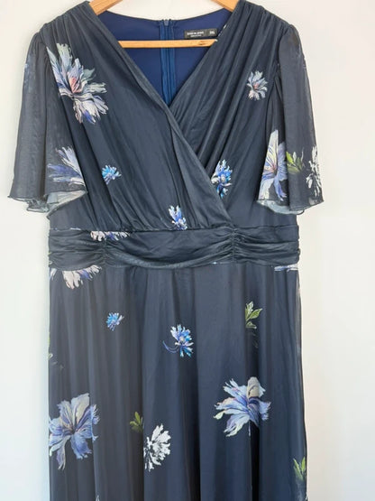 Shein curve navy blue floral design, photo 4 of 5