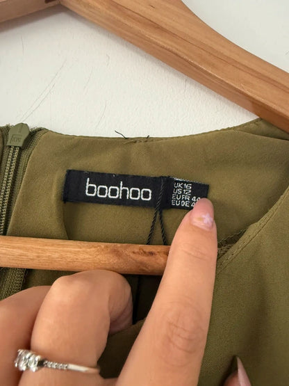 Boohoo khaki green playsuit, photo 3 of 4