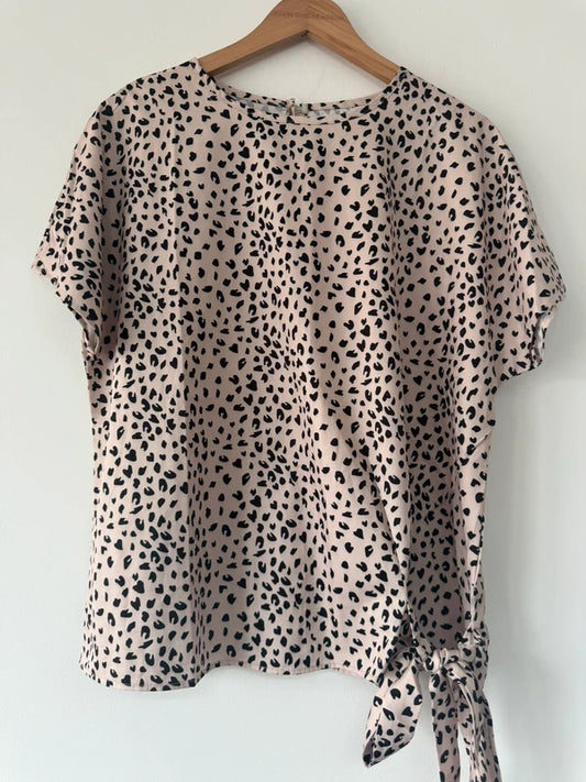 Beige and black printed top, photo 2 of 3